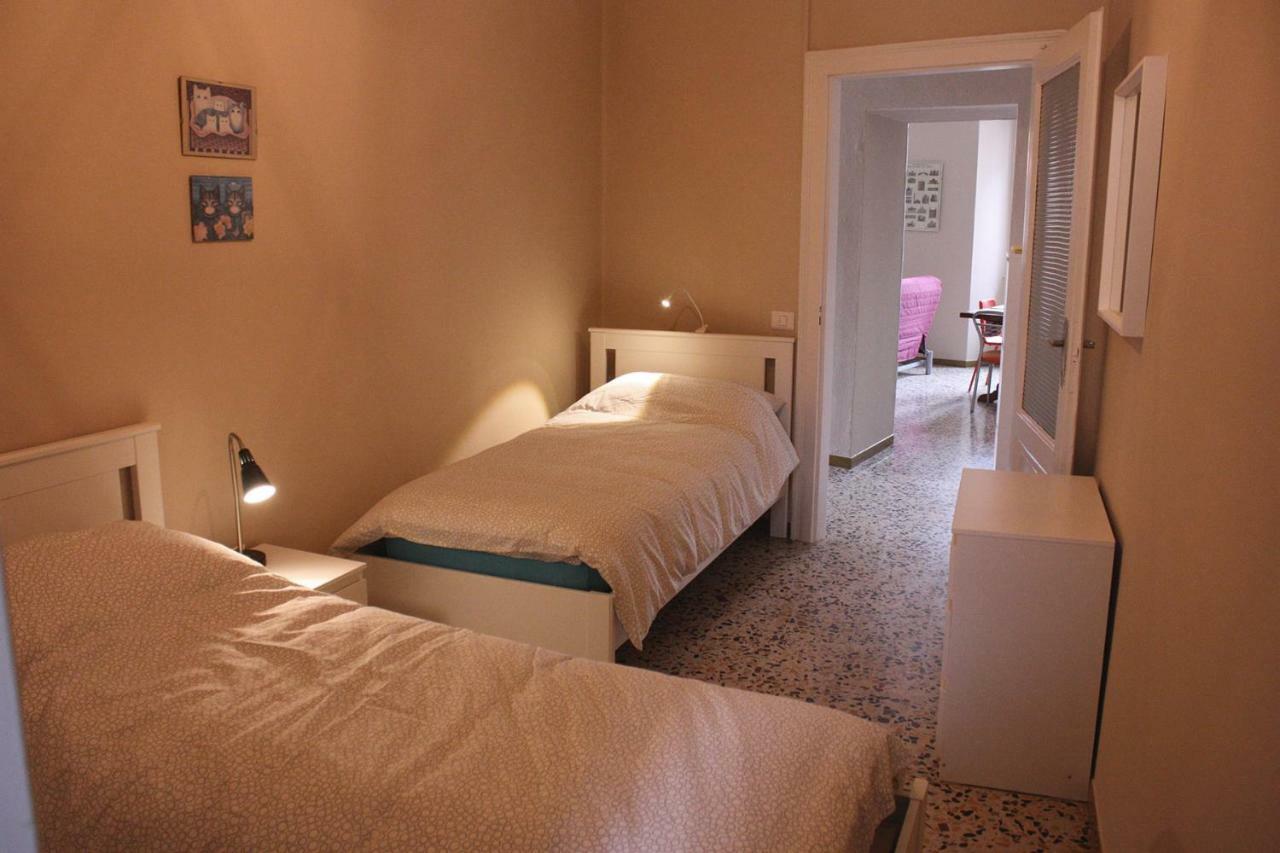 Casa Dennis Apartment Канобио Екстериор снимка