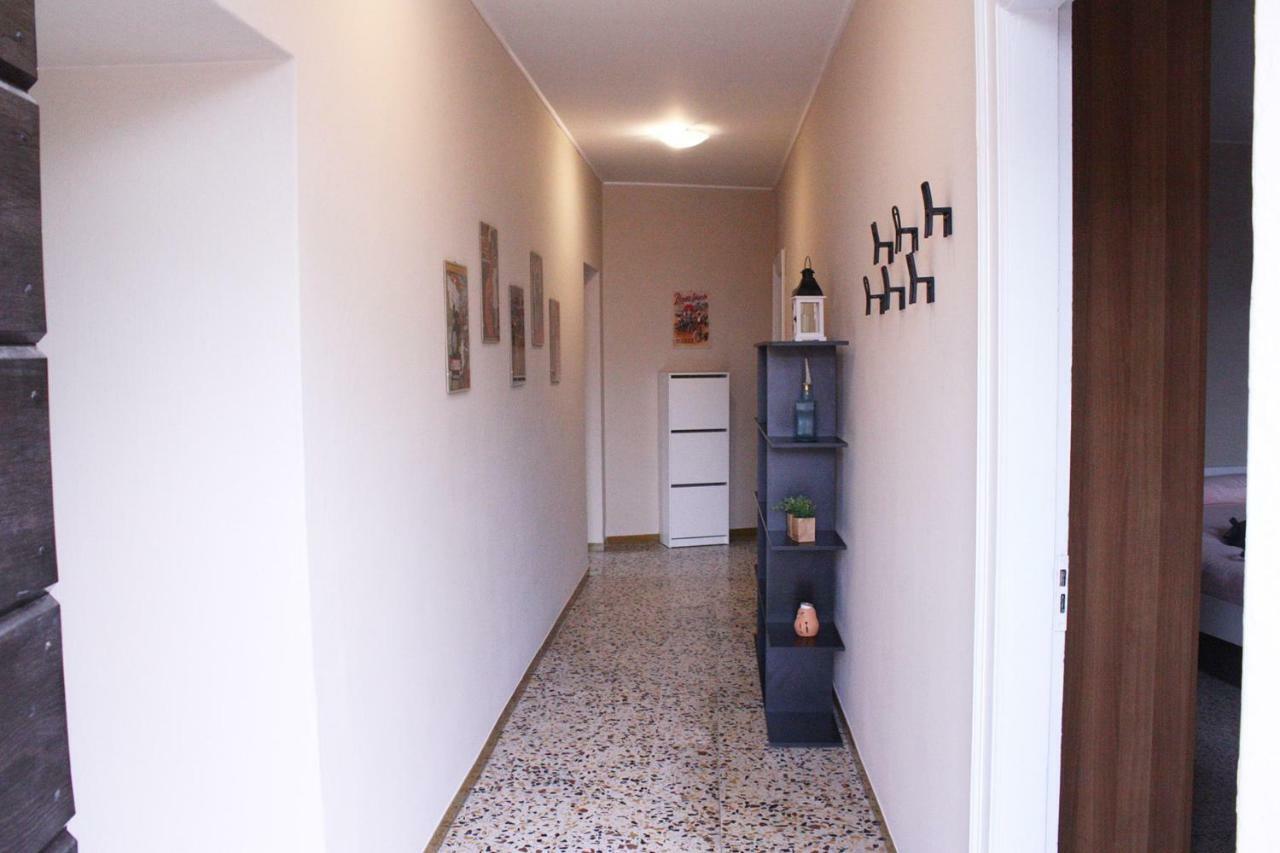 Casa Dennis Apartment Канобио Екстериор снимка
