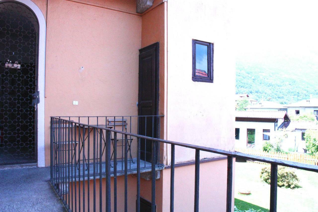 Casa Dennis Apartment Канобио Екстериор снимка
